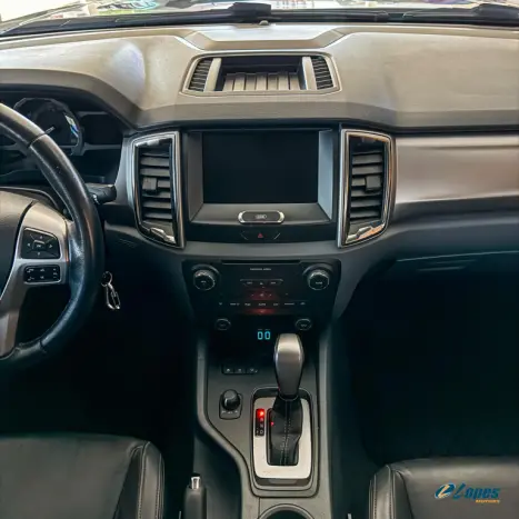 FORD Ranger 3.2 20V XLT 4X4 CABINE DUPLA TURBO DIESEL AUTOMTICO, Foto 13