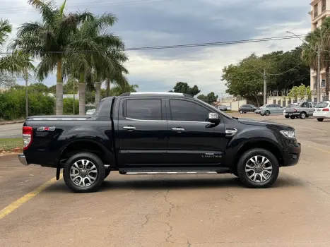 FORD Ranger 3.2 20V CABINE DUPLA 4X4 LIMITED TURBO DIESEL AUTOMTICO, Foto 4