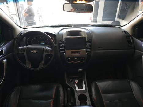 FORD Ranger 3.2 20V XLT 4X4 CABINE DUPLA TURBO DIESEL AUTOMTICO, Foto 4