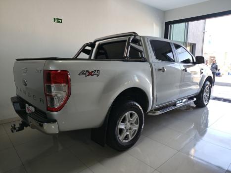FORD Ranger 3.2 20V XLT 4X4 CABINE DUPLA TURBO DIESEL AUTOMTICO, Foto 8