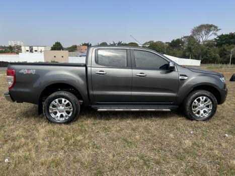 FORD Ranger 3.2 20V XLT 4X4 CABINE DUPLA TURBO DIESEL AUTOMTICO, Foto 2