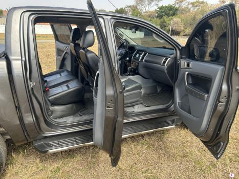 FORD Ranger 3.2 20V XLT 4X4 CABINE DUPLA TURBO DIESEL AUTOMTICO, Foto 3
