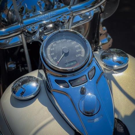 HARLEY DAVIDSON Softail Heritage Classic 1700, Foto 4