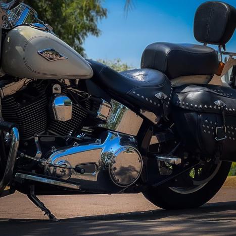 HARLEY DAVIDSON Softail Heritage Classic 1700, Foto 5