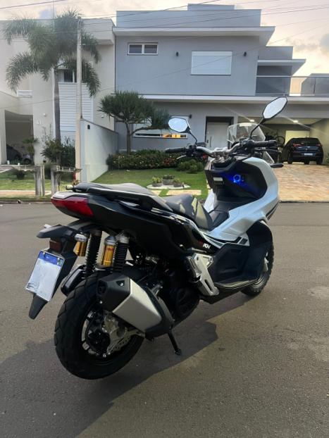 HONDA ADV 150 ABS, Foto 3