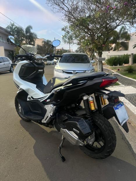 HONDA ADV 150 ABS, Foto 4