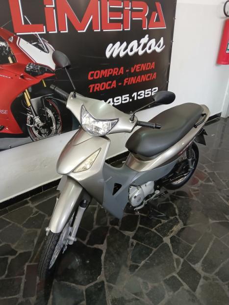 HONDA Biz 125 ES, Foto 3