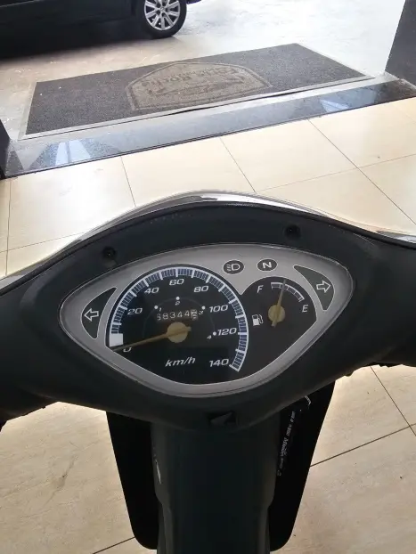 HONDA Biz 125 ES FLEX, Foto 8