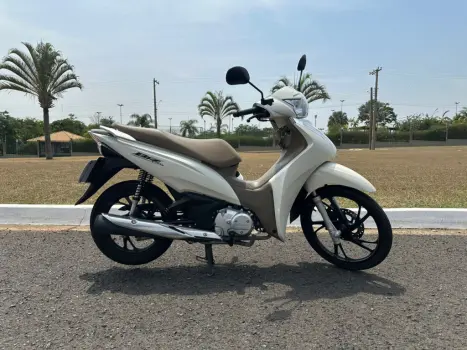 HONDA Biz 125 EX, Foto 3