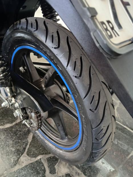 HONDA Biz 125 EX, Foto 3