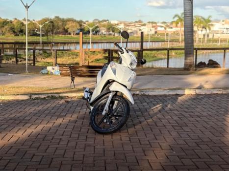 HONDA Biz 125 EX, Foto 3