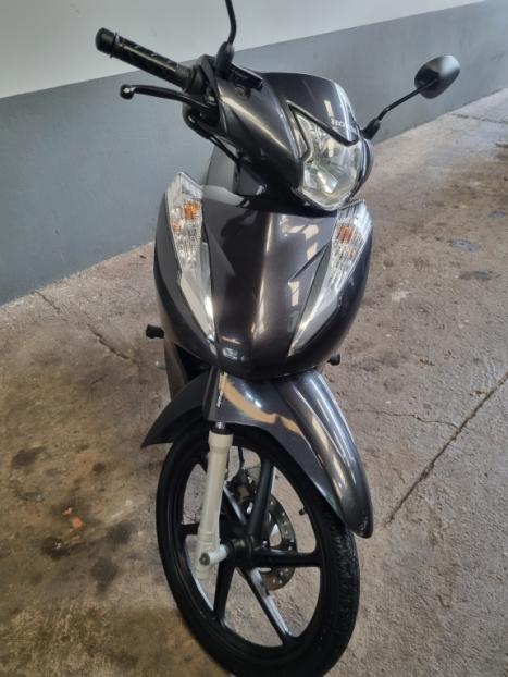 HONDA Biz 125 FLEX, Foto 3