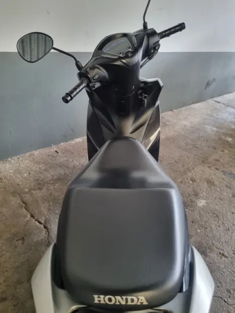 HONDA Biz 125 FLEX, Foto 6