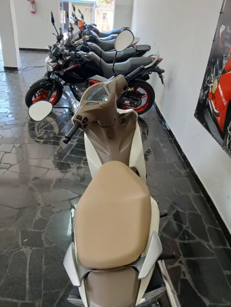 HONDA Biz 125 FLEX, Foto 3