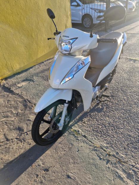 HONDA Biz 125 FLEX, Foto 3