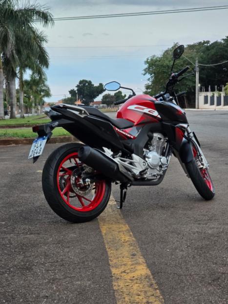 HONDA CB 250 F Twister FLEXONE, Foto 2