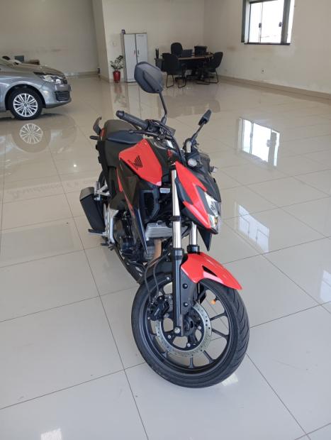 HONDA CB 300 F Twister FLEX CBS, Foto 3