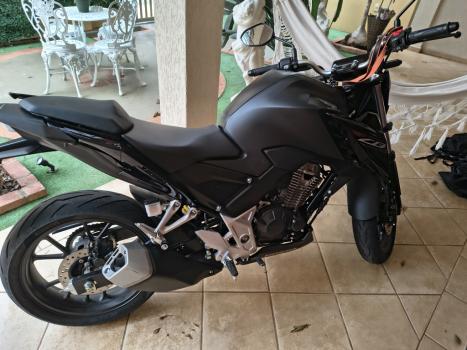 HONDA CB 300 F Twister FLEX CBS, Foto 3