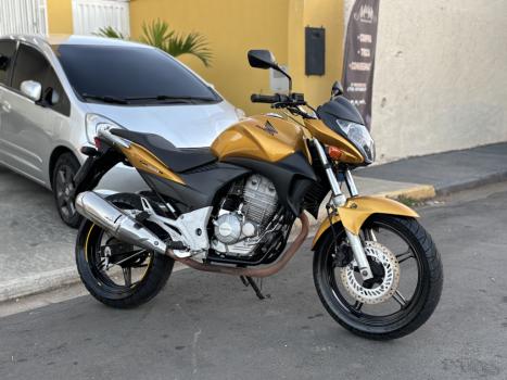 HONDA CB 300 R ESPECIAL EDITION, Foto 1