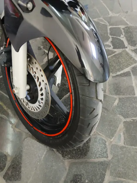 HONDA CB 300 R STD, Foto 5