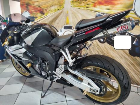 HONDA CBR 1000 RR FIRE BLADE, Foto 3
