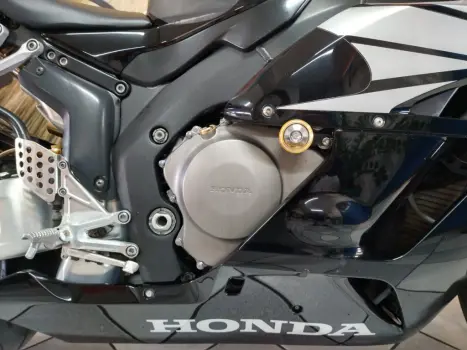 HONDA CBR 1000 RR FIRE BLADE, Foto 14