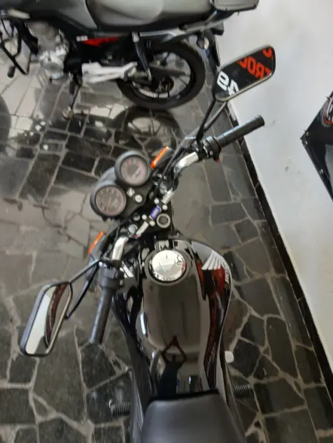 HONDA CG 125 FAN ES, Foto 2