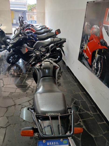 HONDA CG 125 FAN ES, Foto 2