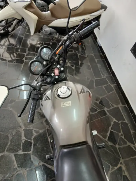 HONDA CG 150 FAN ESI, Foto 3