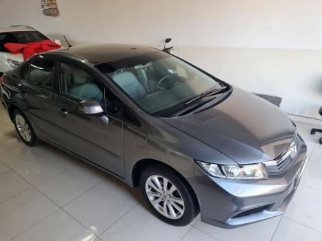 HONDA Civic 1.8 16V 4P FLEX LXS AUTOMTICO, Foto 2