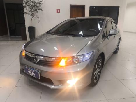 HONDA Civic 1.8 16V 4P FLEX LXS AUTOMTICO, Foto 1