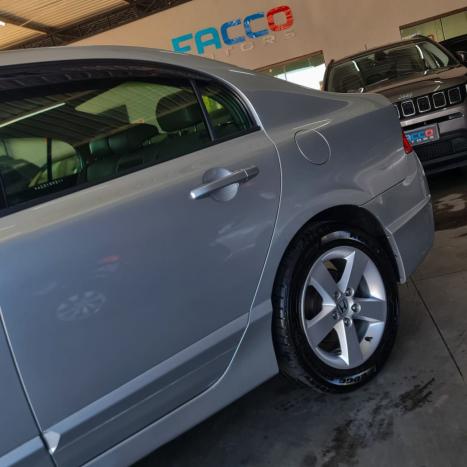 HONDA Civic 1.8 16V 4P FLEX LXS, Foto 18