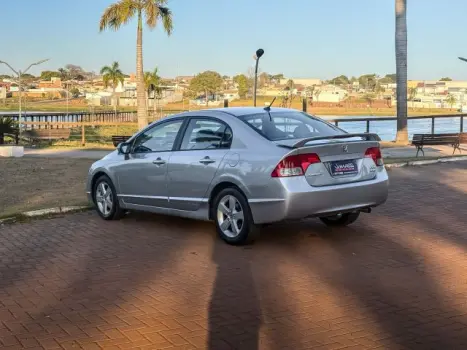 HONDA Civic 1.8 16V 4P FLEX LXS AUTOMTICO, Foto 8