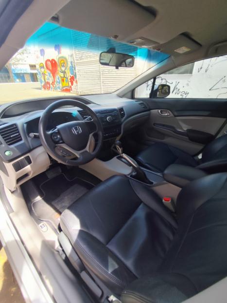 HONDA Civic 1.8 16V 4P FLEX LXS AUTOMTICO, Foto 5
