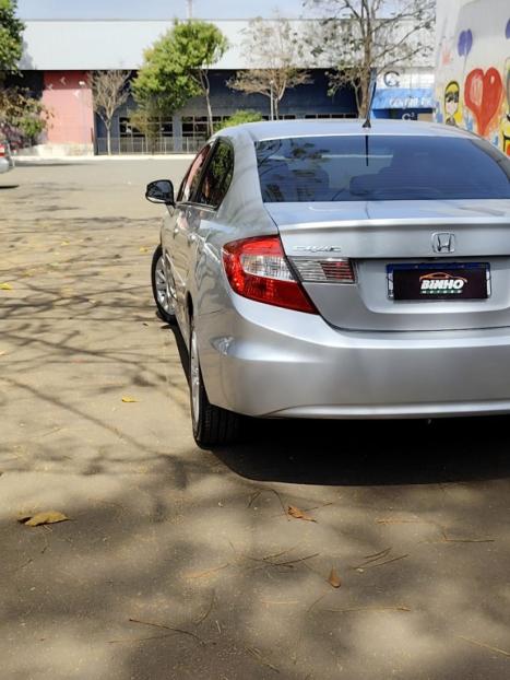HONDA Civic 1.8 16V 4P FLEX LXS AUTOMTICO, Foto 9
