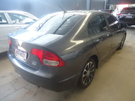 HONDA Civic 1.8 16V 4P FLEX LXS, Foto 7