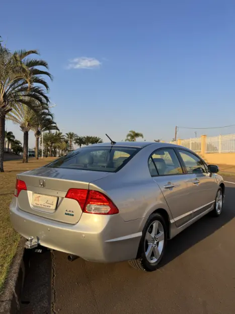 HONDA Civic 1.8 16V 4P FLEX LXS AUTOMTICO, Foto 4