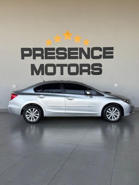 HONDA Civic 1.8 16V 4P FLEX LXS AUTOMTICO, Foto 3