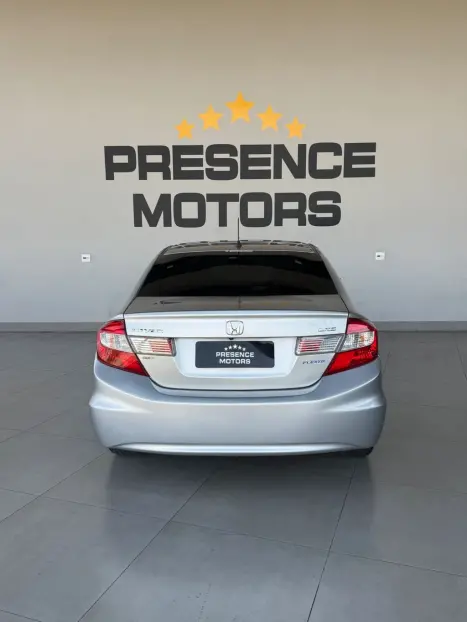 HONDA Civic 1.8 16V 4P FLEX LXS AUTOMTICO, Foto 9