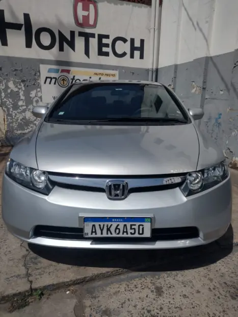 HONDA Civic 1.8 16V 4P LXS, Foto 2