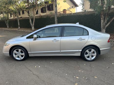 HONDA Civic 1.8 16V 4P FLEX LXS, Foto 4