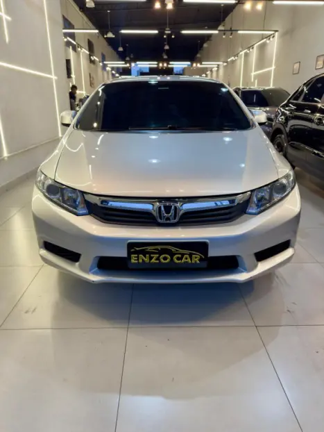 HONDA Civic 1.8 16V 4P FLEX LXS, Foto 2