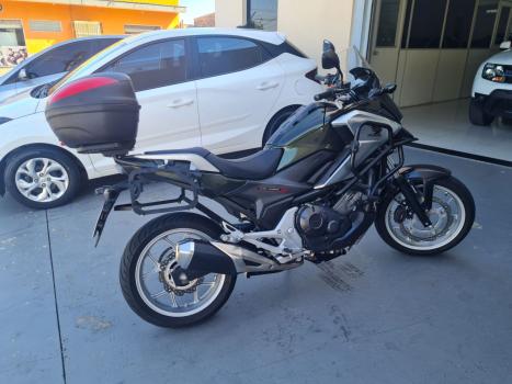 HONDA NC 750 X ABS, Foto 5