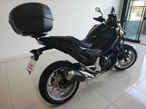HONDA NC 750 X ABS, Foto 3