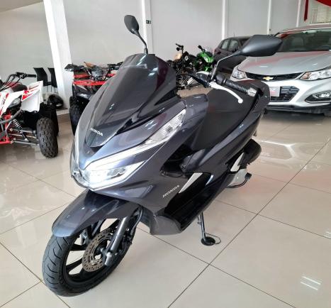 HONDA PCX 150 DLX, Foto 3