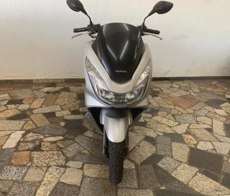 HONDA PCX 150 DLX, Foto 1
