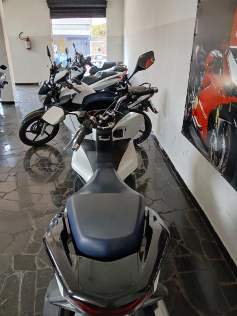 HONDA PCX 150 SPORT, Foto 3
