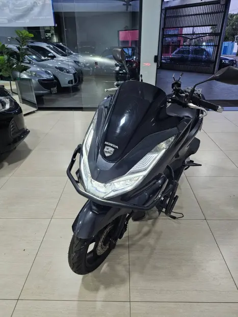 HONDA PCX 160 DLX ABS, Foto 2