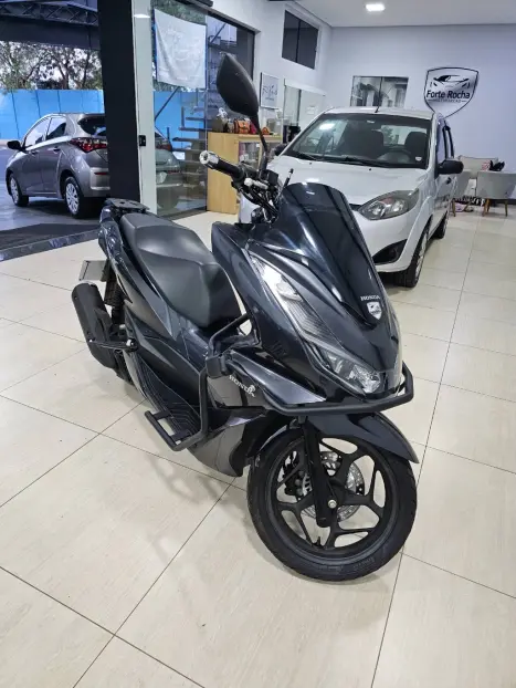 HONDA PCX 160 DLX ABS, Foto 3