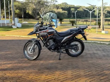 HONDA XRE 190 ABS, Foto 2